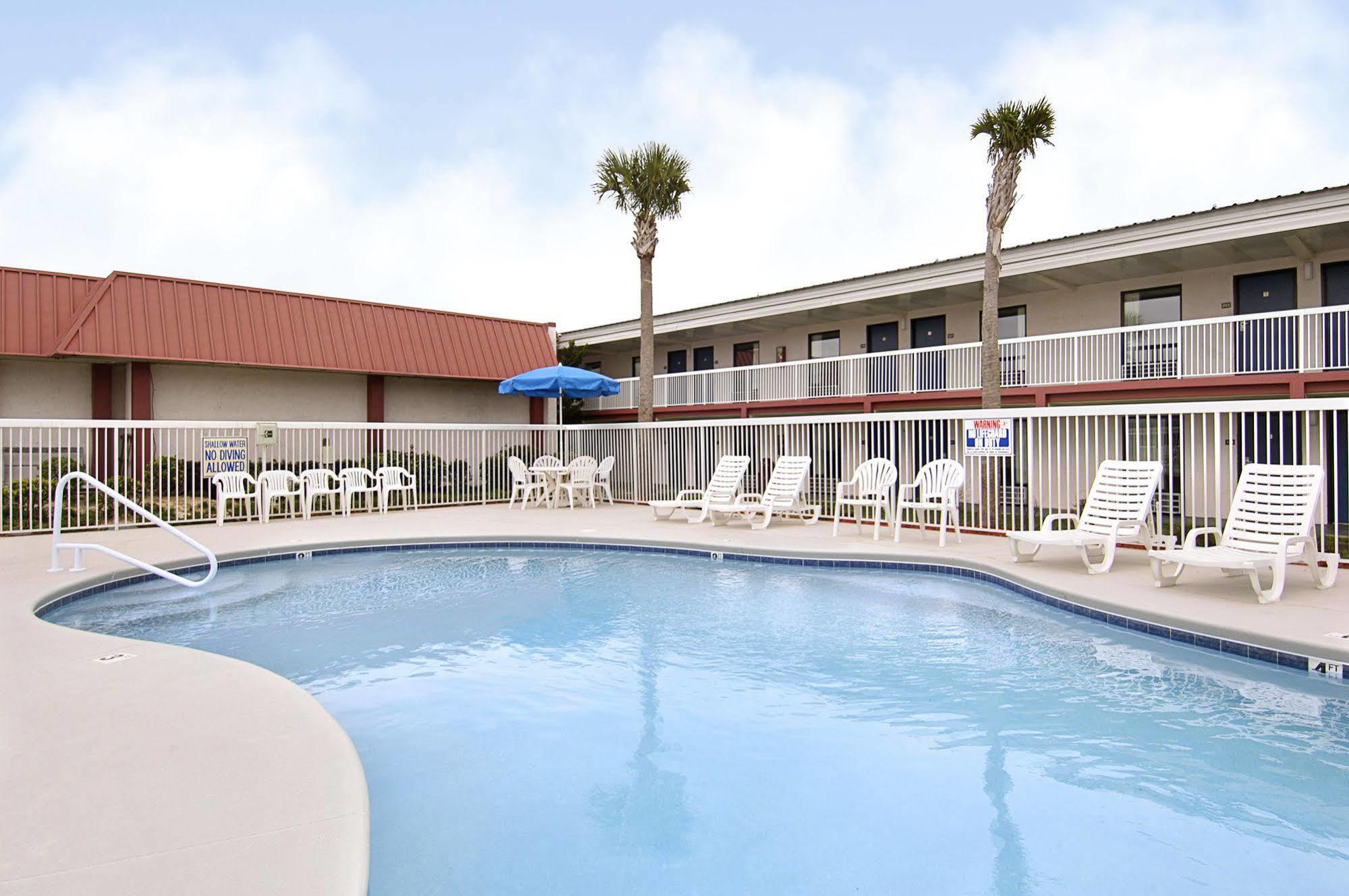 Howard Johnson By Wyndham Valdosta Konforlar fotoğraf