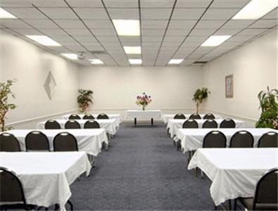 Howard Johnson By Wyndham Valdosta Konforlar fotoğraf